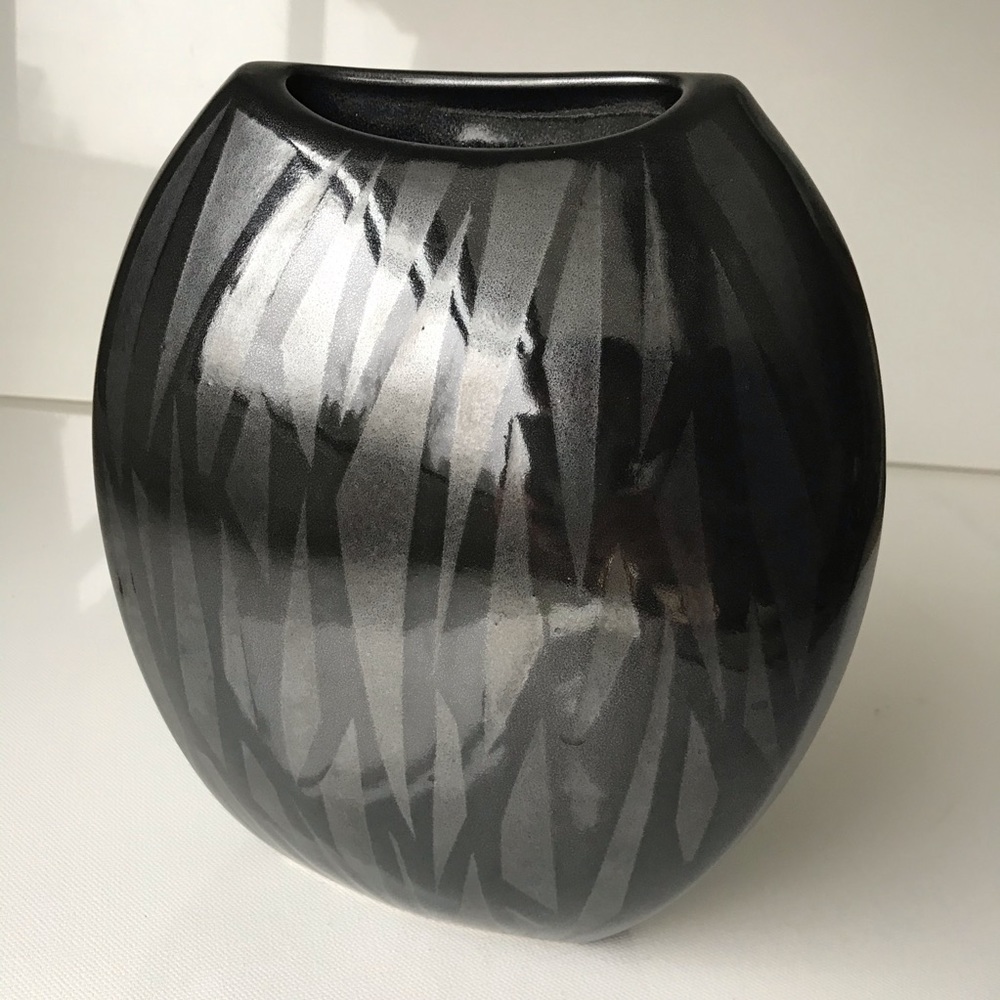 Vintage Studio Pottery Black Ceramic Vase / Planter by James Brooke, Seattle